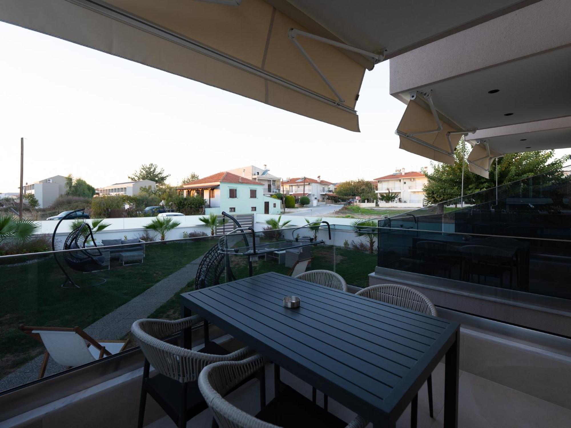 Antony'S Luxury Apartments Nikiti  Zewnętrze zdjęcie