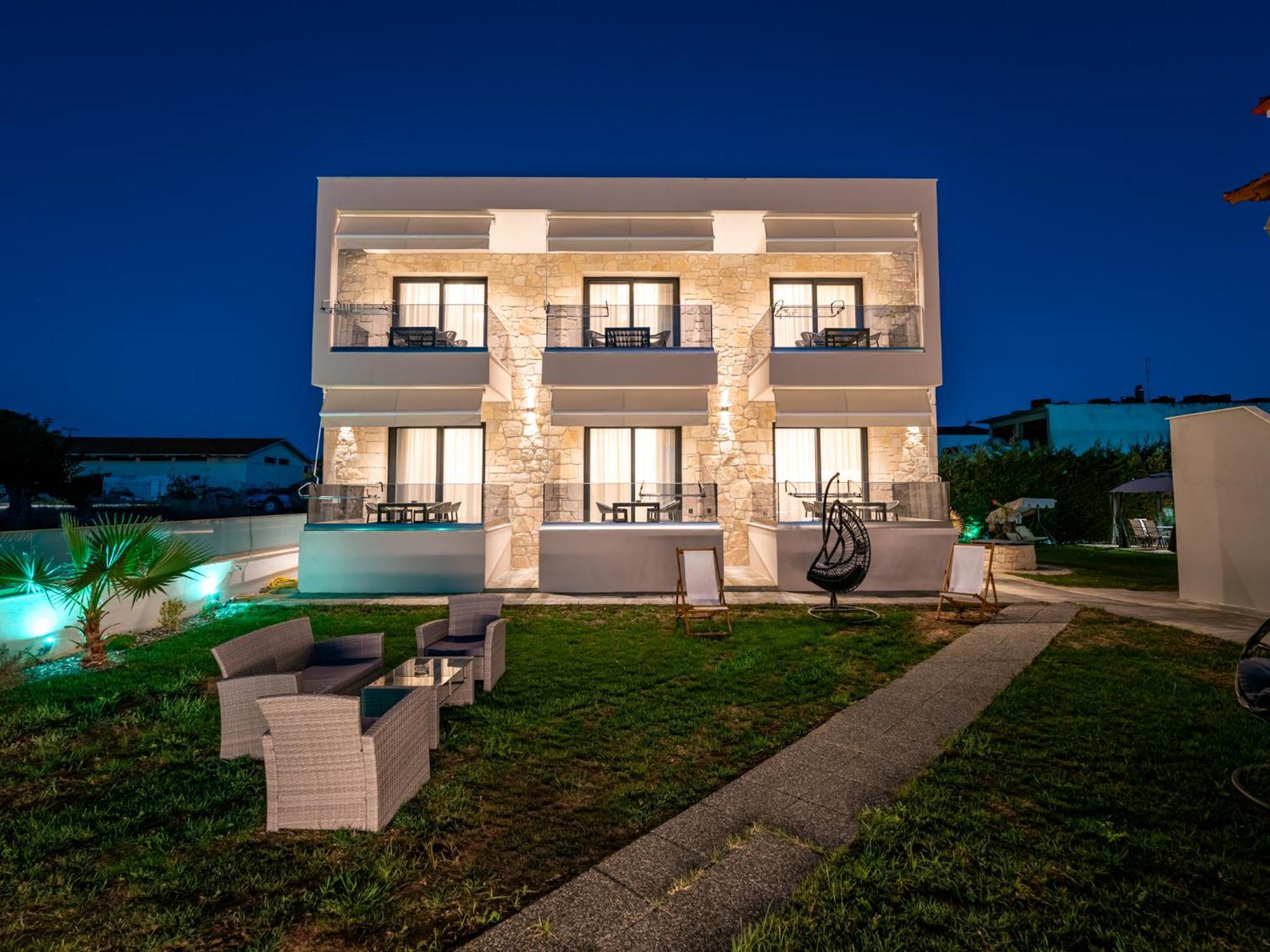 Antony'S Luxury Apartments Nikiti  Zewnętrze zdjęcie