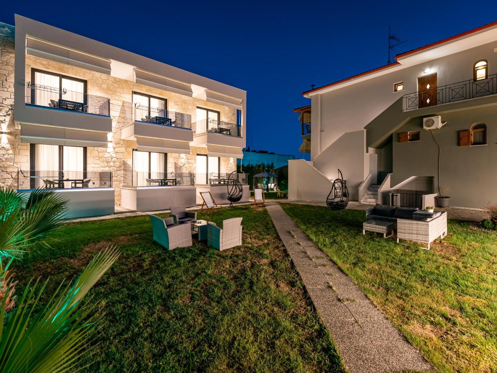 Antony'S Luxury Apartments Nikiti  Zewnętrze zdjęcie