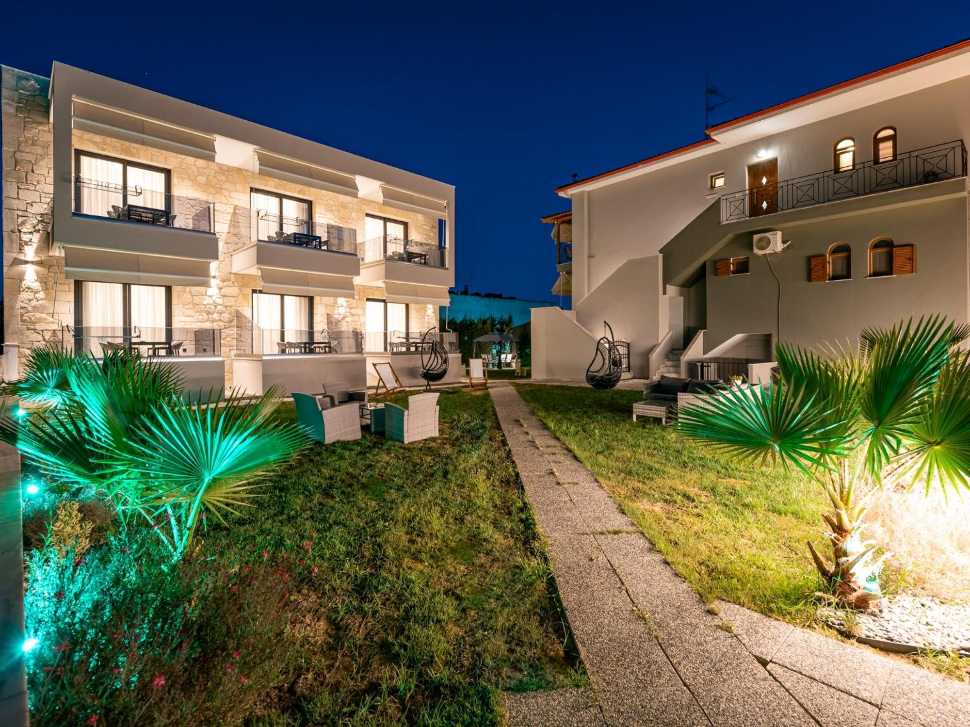 Antony'S Luxury Apartments Nikiti  Zewnętrze zdjęcie