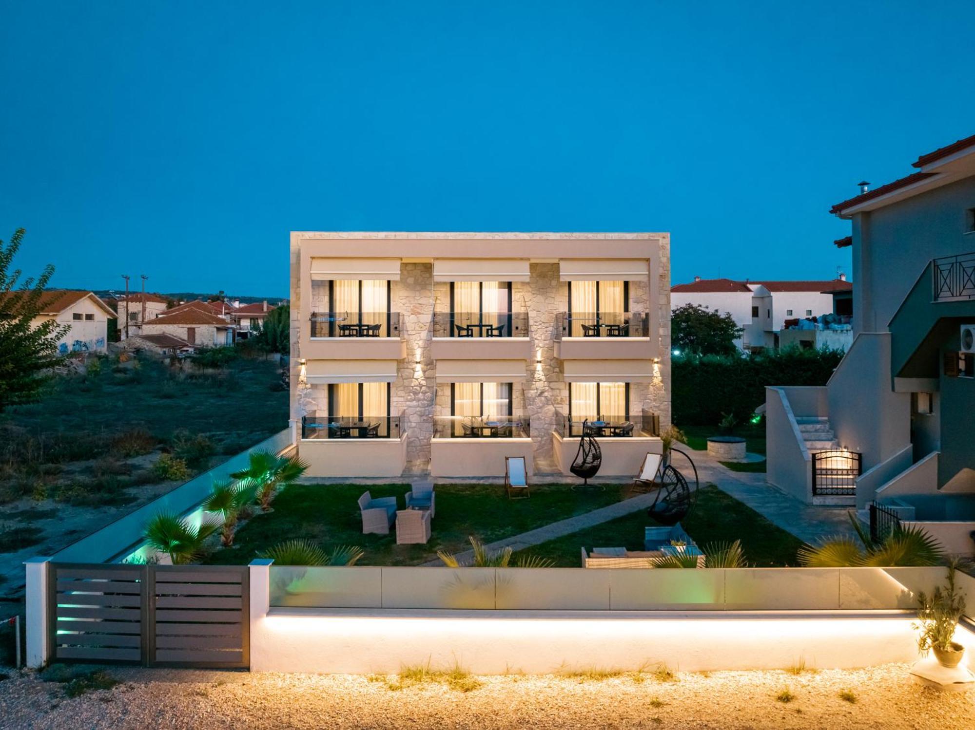 Antony'S Luxury Apartments Nikiti  Zewnętrze zdjęcie