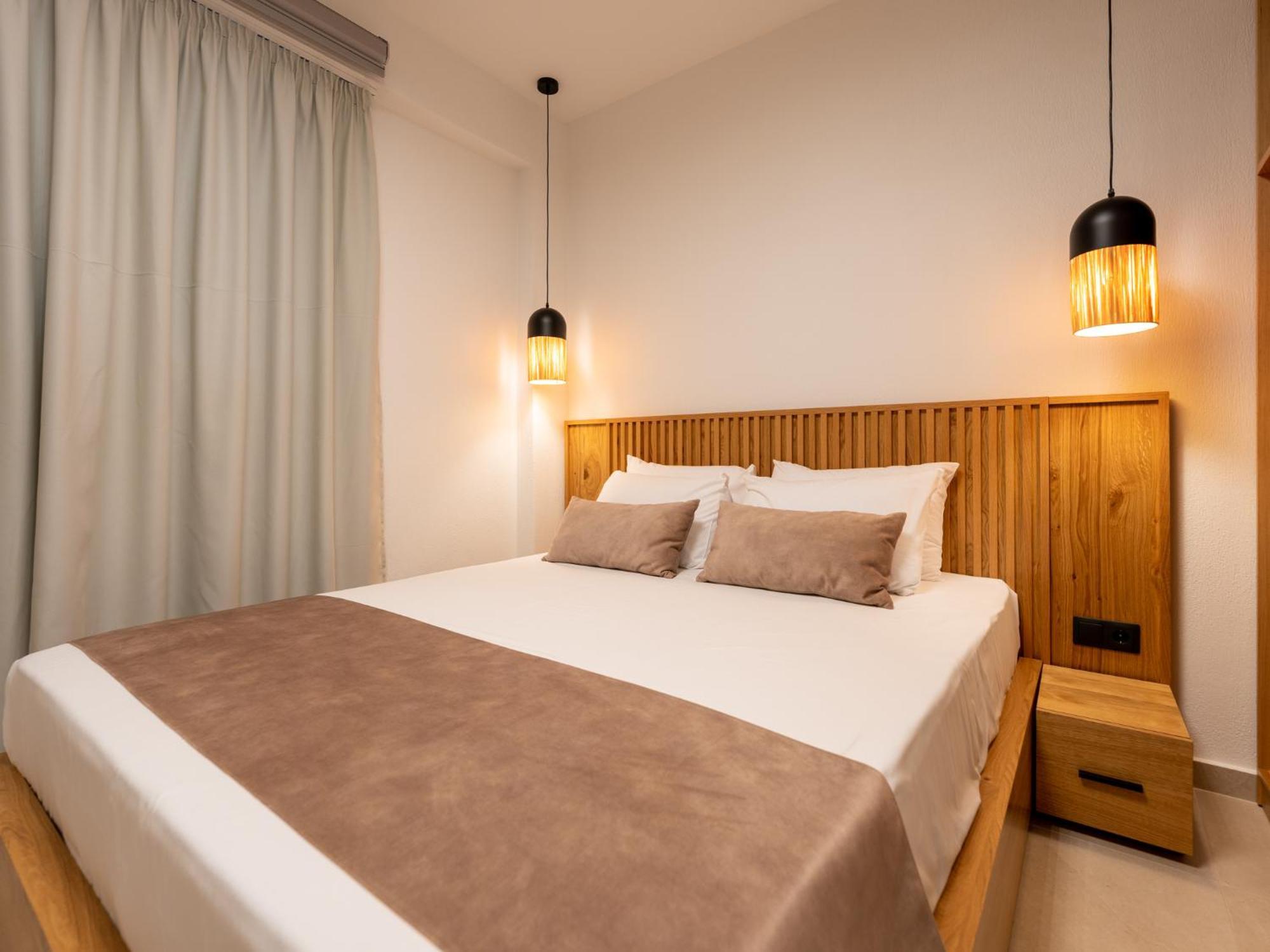 Antony'S Luxury Apartments Nikiti  Zewnętrze zdjęcie
