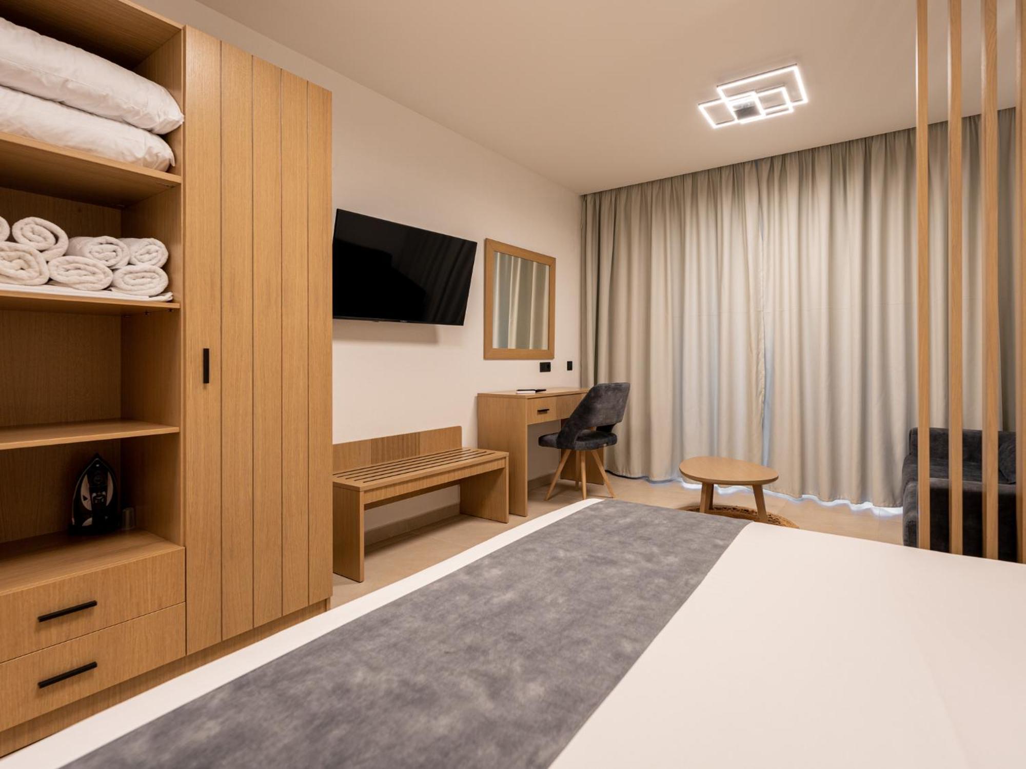 Antony'S Luxury Apartments Nikiti  Zewnętrze zdjęcie